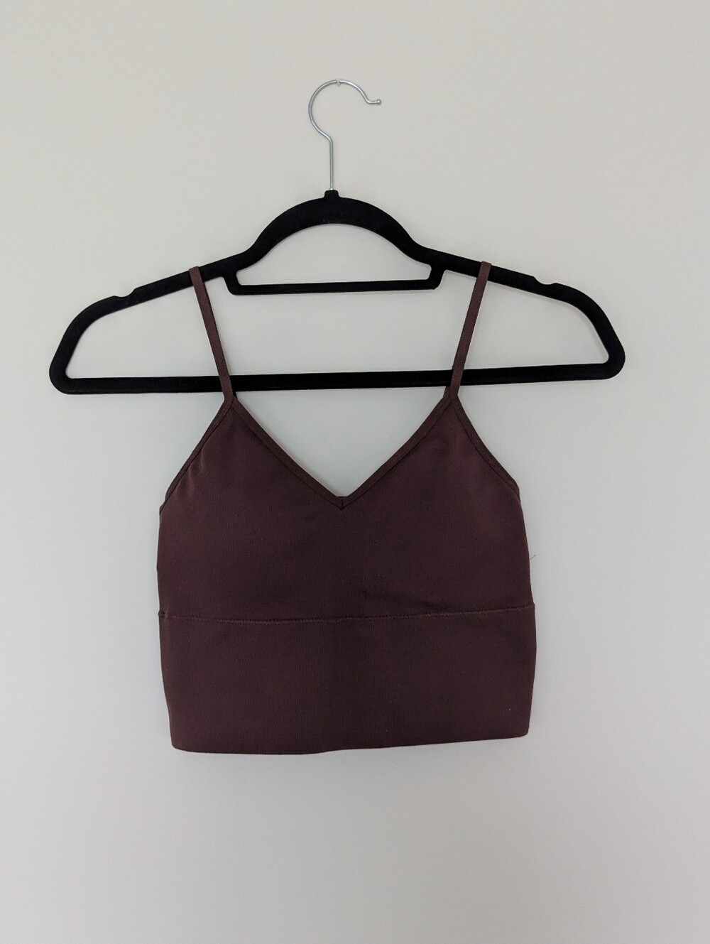 Dynamite Mauve/Brown Ribbed V-Neck Crop Tank